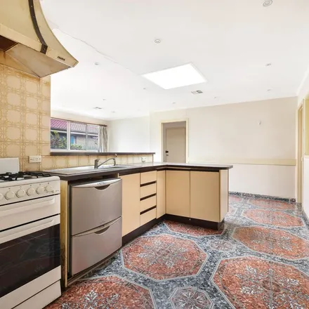 Image 4 - Parnell Crescent, Gladstone Park VIC 3043, Australia - Apartment for rent