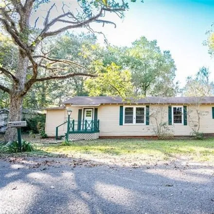 Buy this 3 bed house on 1495 Parkway Drive in Baker, LA 70714
