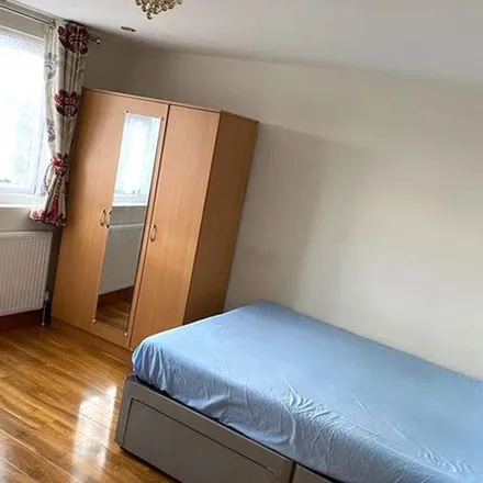 Rent this 1 bed apartment on Yoxley Drive in London, IG2 6PX