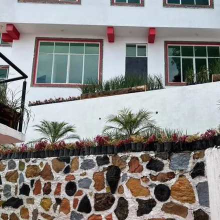Buy this 4 bed house on Calle Pirules in 56530 Ixtapaluca, MEX