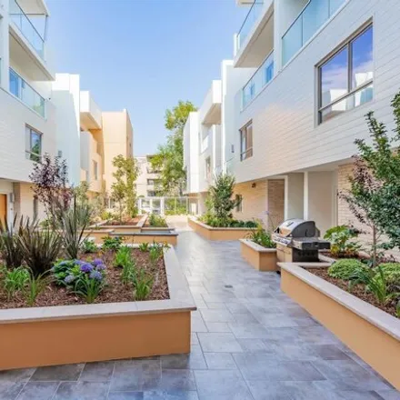 Image 9 - Stonehurst, 140 South Catalina Avenue, Pasadena, CA 91106, USA - Condo for rent
