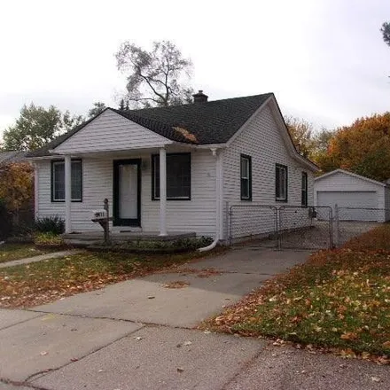 Rent this 2 bed house on 2111 Morris Ave in Lincoln Park, Michigan