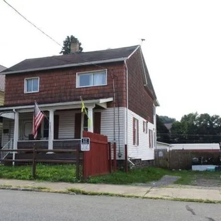 Image 2 - 914 Bedford Street, Conemaugh, Cambria County, PA 15902, USA - House for sale