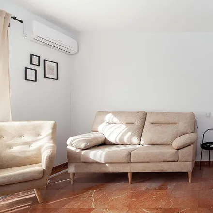 Rent this studio apartment on Madrid in Calle San Pedro Mártir, 22