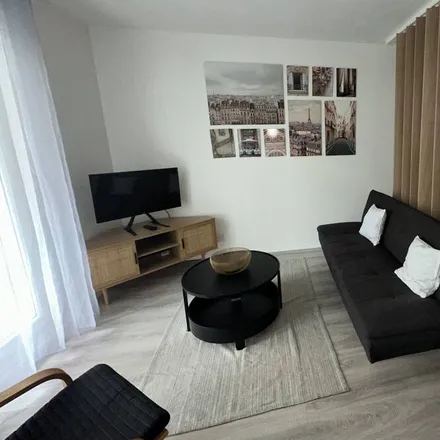 Rent this studio apartment on 93350 Le Bourget