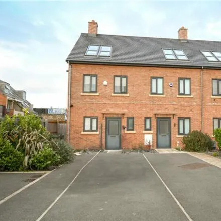 Buy this 3 bed townhouse on Grosvenor Road in Hoylake, CH47 3BJ