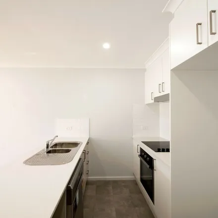 Image 6 - 57 Bellhouse Crescent, Moncrieff ACT 2914, Australia - Apartment for rent