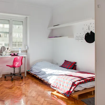 Rent this 6 bed room on Avenida de Roma in 1700-341 Lisbon, Portugal