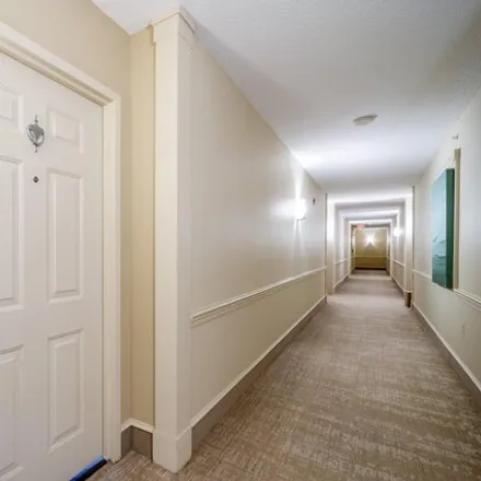 Image 3 - Carlton House, 11800 Reston Parkway, Sunset Hills, Reston, VA 20190, USA - Apartment for rent