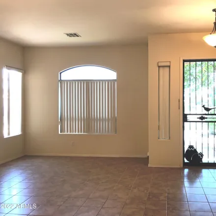Image 2 - 620 South Pineview Drive, Chandler, AZ 85226, USA - House for rent