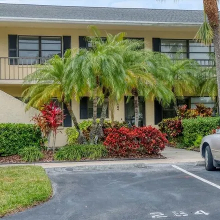 Rent this 3 bed condo on 7110 Fairway Bend Ln Unit 184 in Sarasota, Florida