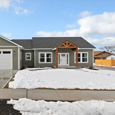 Buy this 3 bed house on Adell Avenue in Filer, Twin Falls County