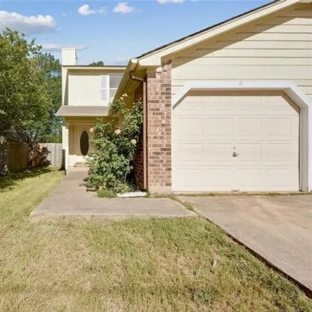 Image 3 - 6102 Parkwood Drive, Austin, TX 78749, USA - Apartment for rent