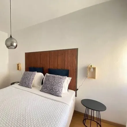 Rent this 2 bed apartment on Setúbal