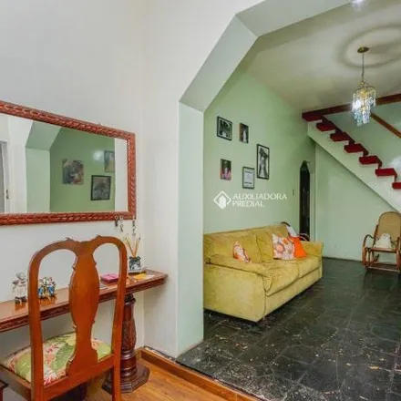 Buy this 6 bed house on Rua Carlos Von Koseritz in Higienópolis, Porto Alegre - RS