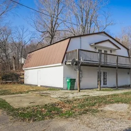 Buy this 2 bed house on 270 State Route 144 W in Hawesville, Kentucky