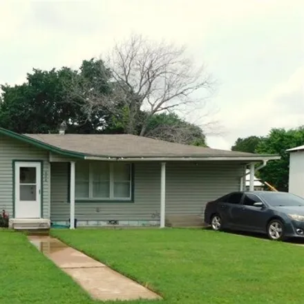 Buy this 3 bed house on Avenue F in Somerville, Burleson County