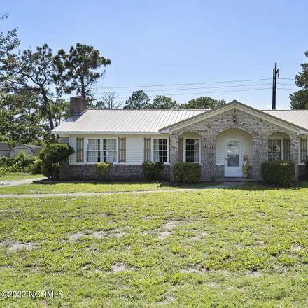 Buy this 3 bed house on 5014 Wilderness Road in Arrowhead, New Hanover County