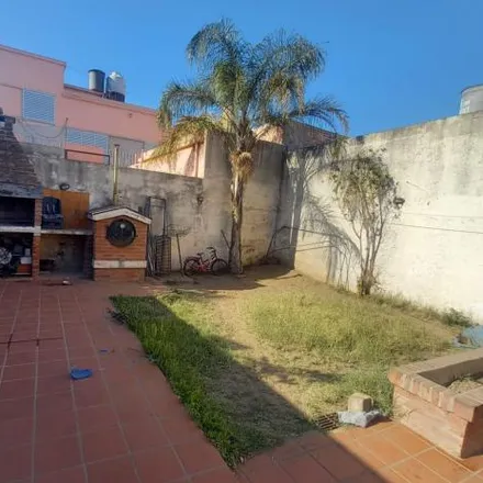 Buy this 2 bed house on Alejandro Carbó 1457 in Juniors, Cordoba