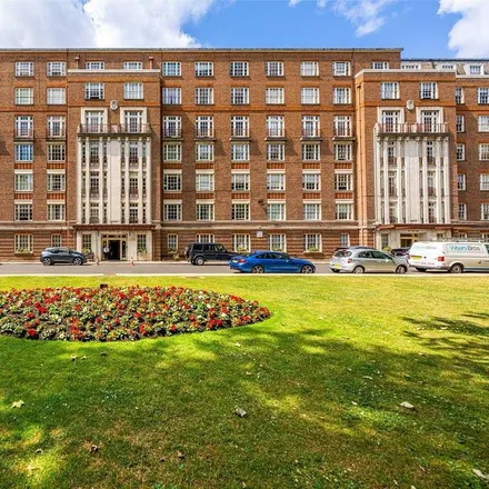 Rent this 2 bed apartment on Eyre Court in 3-21 Finchley Road, London