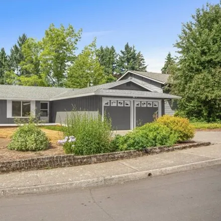 Buy this 3 bed house on 11615 Southwest Fairview Lane in Tigard, OR 97223