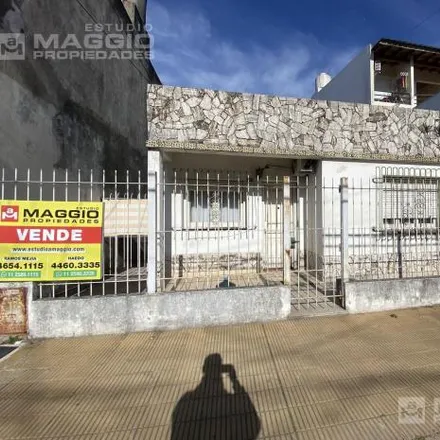 Buy this 2 bed house on Cervantes 2801 in Partido de La Matanza, Villa Luzuriaga