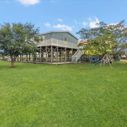 Image 2 - 5130 Greenwich Street, Sabine Pass, Port Arthur, TX 77655, USA - House for sale