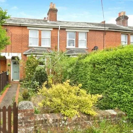 Buy this 3 bed townhouse on 40 Botley Road in Romsey, SO51 5AP