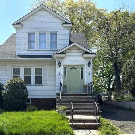 Rent this 2 bed house on 15 Fernwood Road in Maplewood, NJ 07040