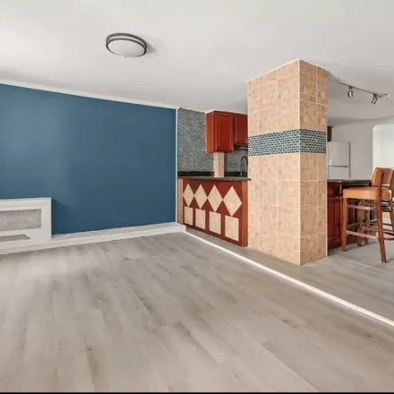 Rent this 3 bed apartment on 23 East 4th Street in New York, NY 11218