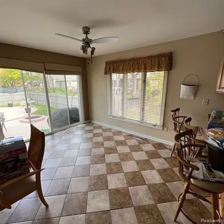 Image 5 - 14931 Patterson Drive, Shelby Charter Township, MI 48315, USA - House for sale