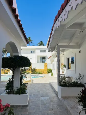 Image 4 - Luxury Villas $ 699 - House for sale