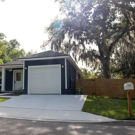 Buy this 3 bed house on 14 Sidney Street in West Augustine, Saint Augustine