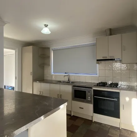 Image 4 - Octavia Avenue, Rosemeadow NSW 2560, Australia - Apartment for rent