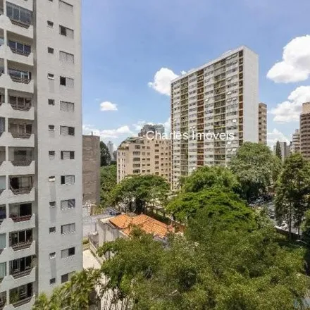 Buy this 3 bed apartment on Rua Visconde de Ouro Preto 131 in Higienópolis, São Paulo - SP