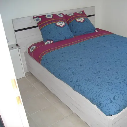 Rent this 1 bed house on 26790 La Baume-de-Transit