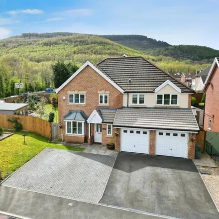 Buy this 5 bed house on Heol Tŷ Aberaman in Godreaman, CF44 6LP