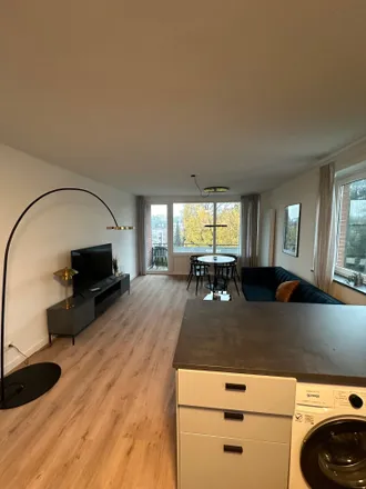 Rent this 2 bed apartment on Hellbrookkamp 39 in 22177 Hamburg, Germany