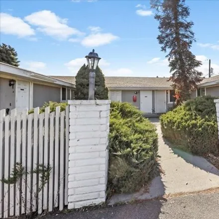 Buy this 1 bed house on 4890 West Chestnut Avenue in Yakima, WA 98908