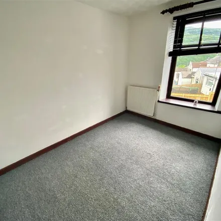 Rent this 3 bed apartment on Glancynon Street in Miskin, CF45 3YU