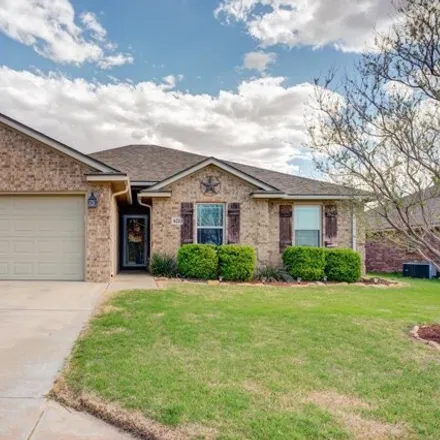 Buy this 3 bed house on 6095 101st Street in Lubbock, TX 79424