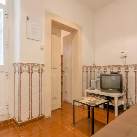 Rent this 1 bed apartment on Tapa Bucho in Rua dos Mouros 19, 1200-385 Lisbon