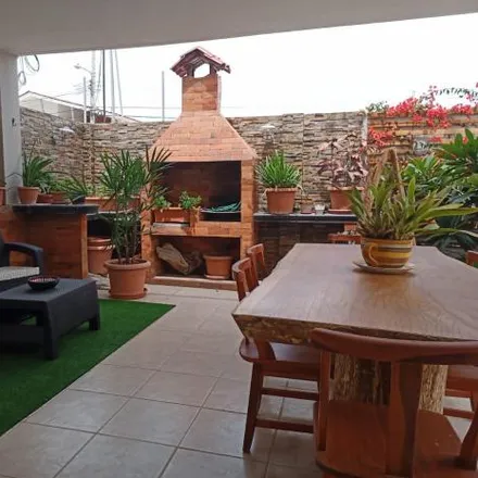 Buy this 5 bed house on Tulum in Los Almendros, 241550
