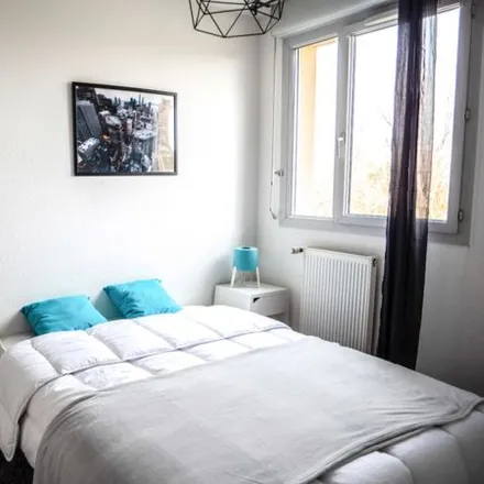 Rent this 1 bed room on 16 Avenue Maurice Bourgès-Maunoury in 31200 Toulouse, France