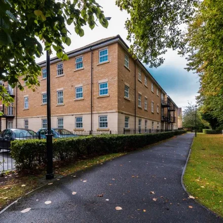 Rent this 2 bed apartment on unnamed road in Newbury, RG14 1TF