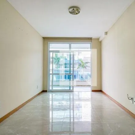 Rent this 3 bed apartment on Avenida Almirante Tamandaré in Piratininga, Niterói - RJ