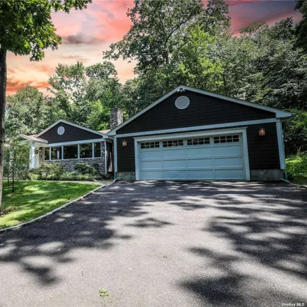 Rent this 6 bed house on 36 Whitney Lane in Village of Brookville, Oyster Bay