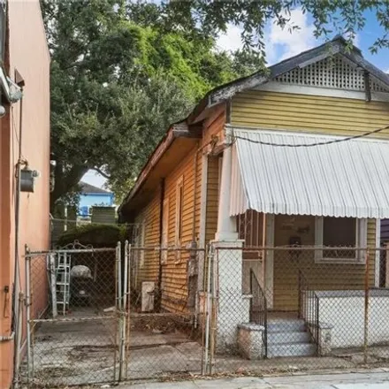 Buy this 1 bed house on 535 Mandeville Street in Faubourg Marigny, New Orleans