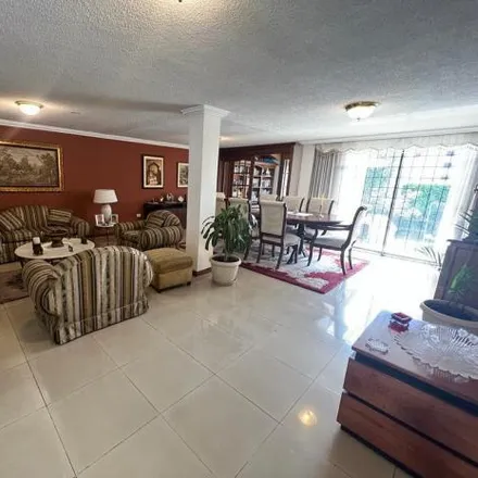 Buy this 3 bed house on Cesar Villacres in 170528, Quito