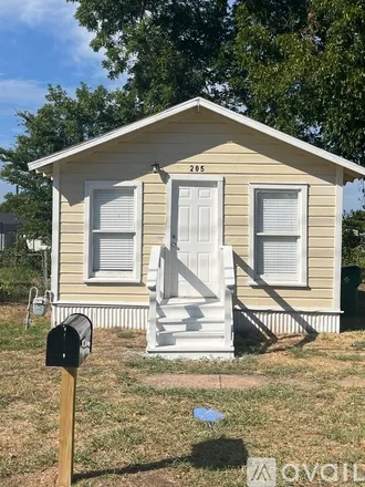 Rent this 1 bed house on 205 W Wilbarger St